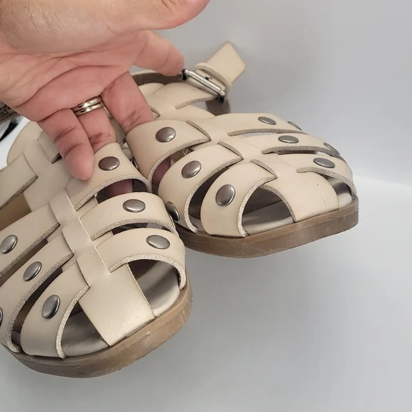 Seychelles Women's Gladiator Sandals Fisherman Cage Style Beige Size 7W Straps - Picture 4 of 9